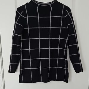 LOFT Black and White Knit Sweater